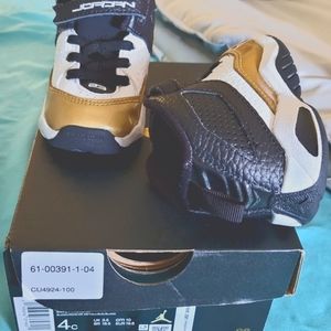 Jordan 4C